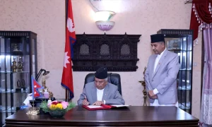 राष्ट्रपति पौडेलद्वारा शहीद दशरथ चन्द स्वास्थ्य विज्ञान विश्वविद्यालय विधेयक प्रमाणीकरण