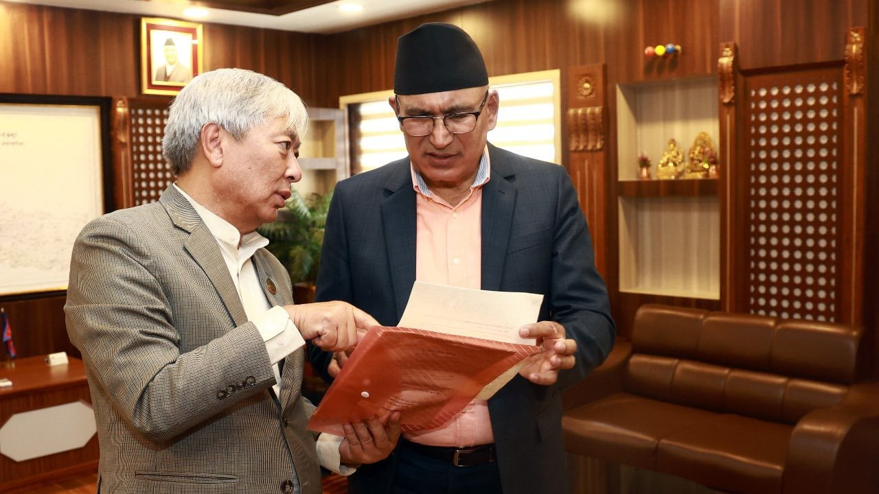 सांसद भट्टचनको पहलमा मुस्ताङमा दुइटा झोलुङे पुल बन्ने