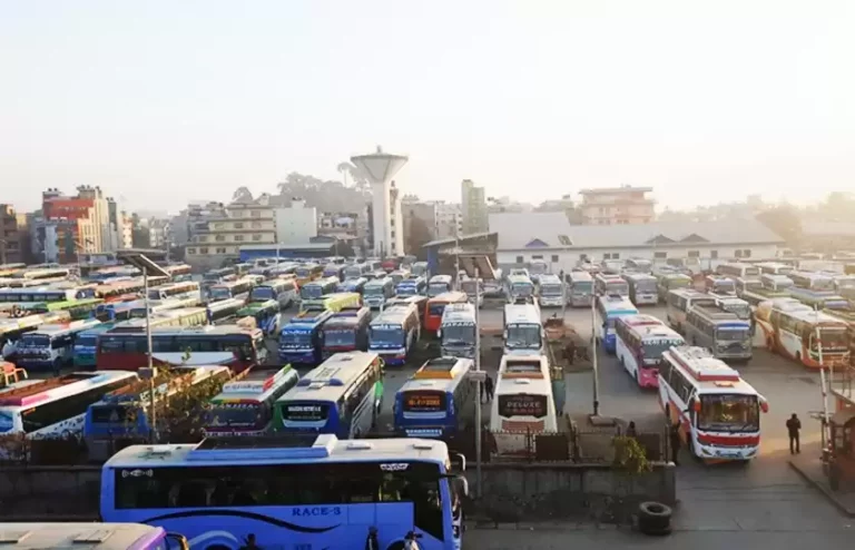 नयाँबसपार्क बाहिरबाटै चल्छन् धादिङ, नुवाकोट र रसुवाका बस