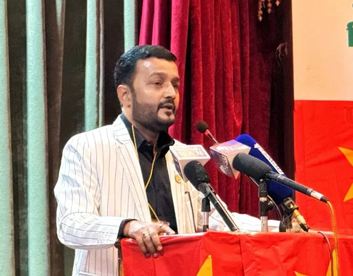 सरकारले प्रस्तुत गरेको बजेट सबैलाई समेट्ने गरी बनाएको छ : मन्त्री यादव