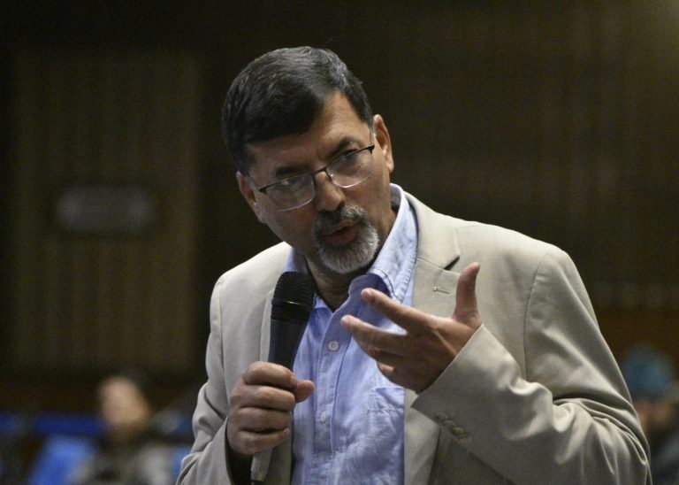 जेनजी बलिदानको उपेक्षा गर्दै पुनः जनता झुक्याउने प्रपञ्चमा पुराना दलहरू केन्द्रीकृत हुन थाले : जनार्दन शर्मा