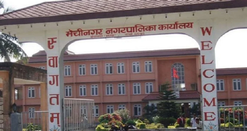 विपन्नलाई निःशुल्क धारा, श्रमिकको स्वास्थ्य बिमा