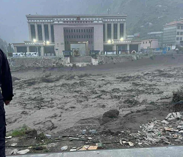 पर्वतीय क्षेत्रमा बढ्दै जोखिम, हिमताल विस्फोटको खतरा