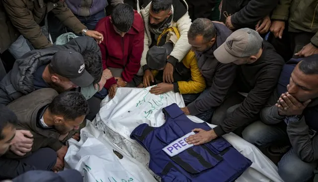 गाजामा भएको इजरायली आक्रमणमा पाँच पत्रकारको मृत्यु
