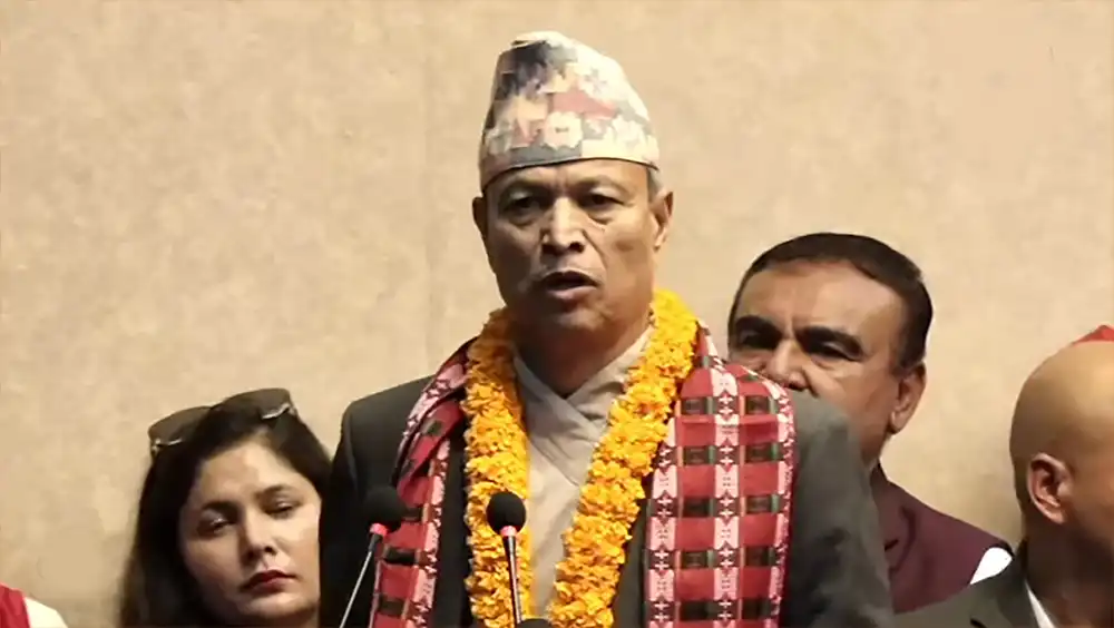 भीम रावलको आरोप: हेलिकप्टरबाट भाग्ने ओली भक्तपुरबाट जनतालाई धम्क्याउँदैछन्