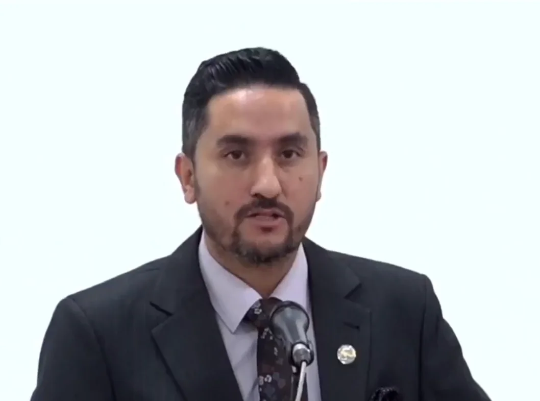 एनआरएनएलाई राजनीतिबाट अलग्गै राख्नुपर्छ : सञ्चारमन्त्री खरेल