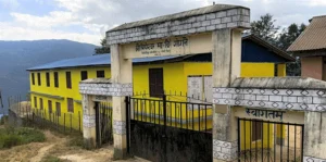 टेम्केमैयुङका ४५ सामुदायिक विद्यालयमा ‘घेराबारा’